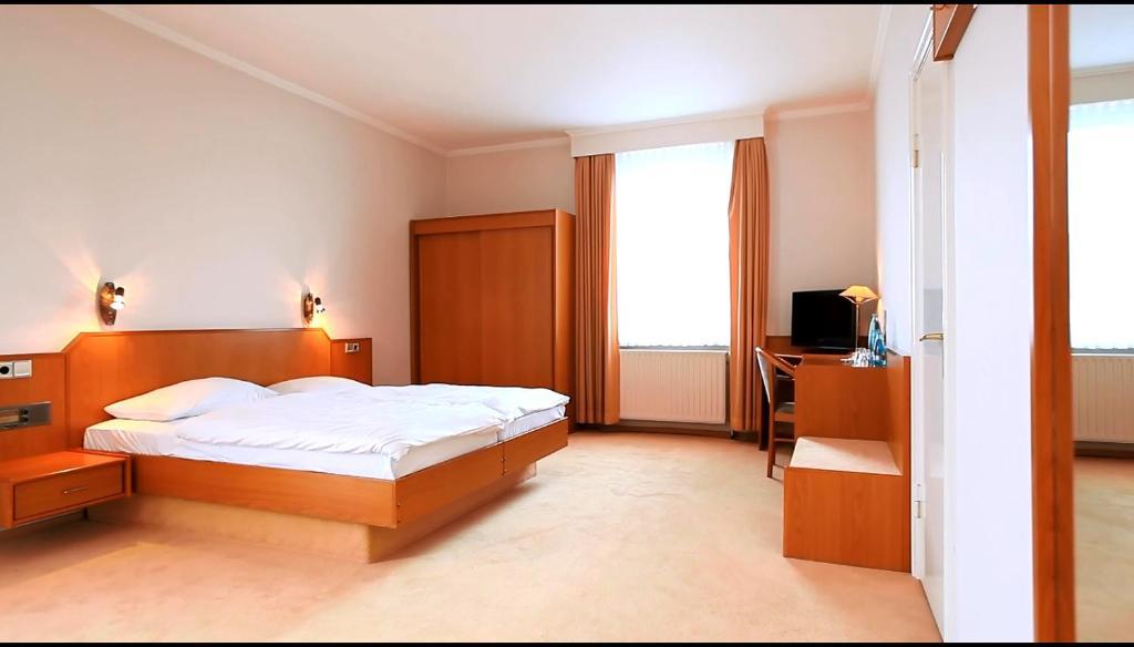Hotel Royal Elmshorn Zimmer foto